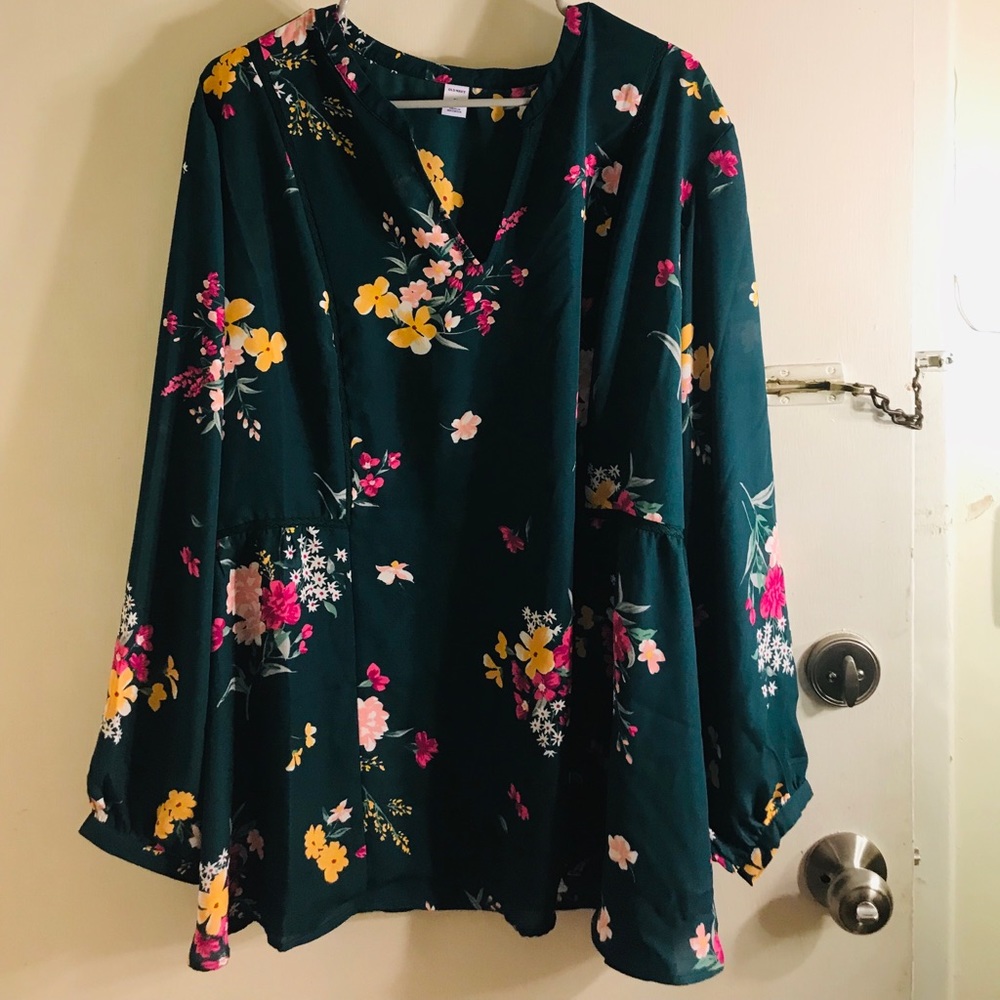 NEW WITH TAGS Old Navy 3x